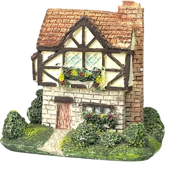 Welcome Inn Cornwall Miniature Cottage Collectors Society 3" Model BH02 - Picture 1 of 8